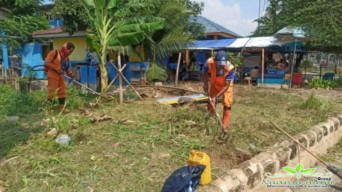 Tukang Potong Rumput